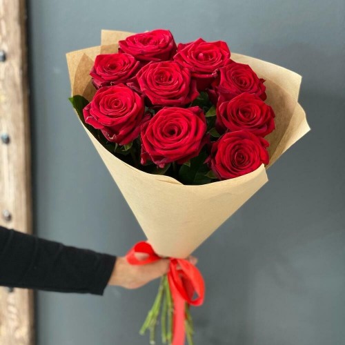 Купить на заказ Букет из 9 красных роз с доставкой в Хромтау