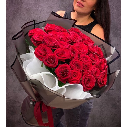Купить на заказ Букет из 35 красных роз с доставкой в Хромтау